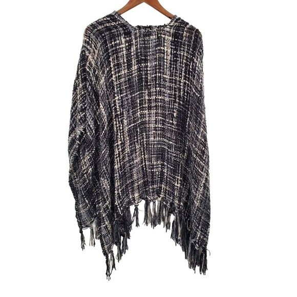 Womens Chunky Knit Fringe Poncho Cardigan Sweater One Size Black White Boho - Picture 4 of 9